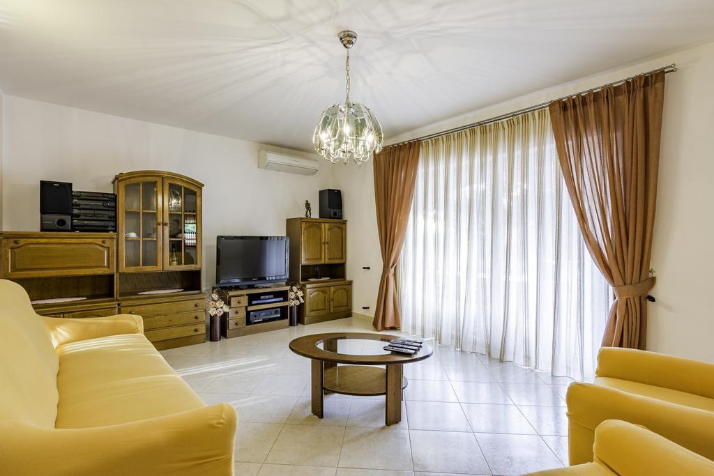 Apartmani Radmila Нова-Вас Экстерьер фото